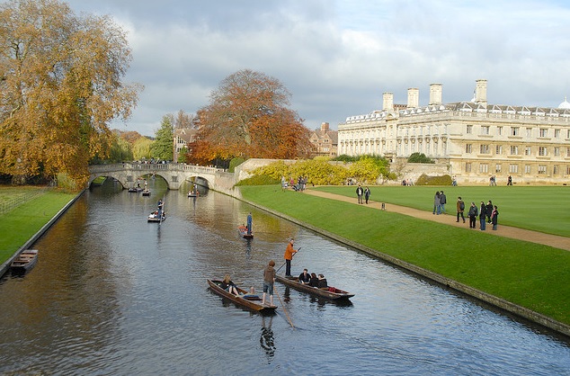 People boating in Cambridge England