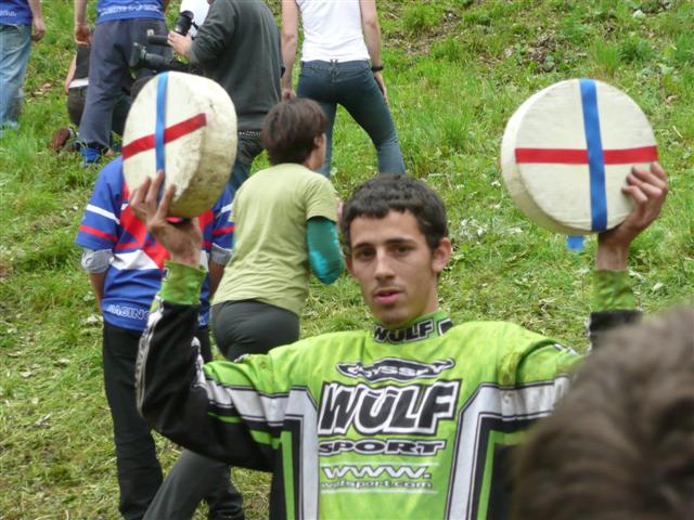 Cheese rolling at coopers hill